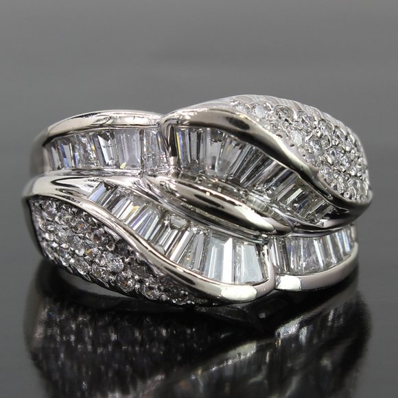 14K White Gold Baguette & Round Diamond Statement Ring - Picture 1 of 7